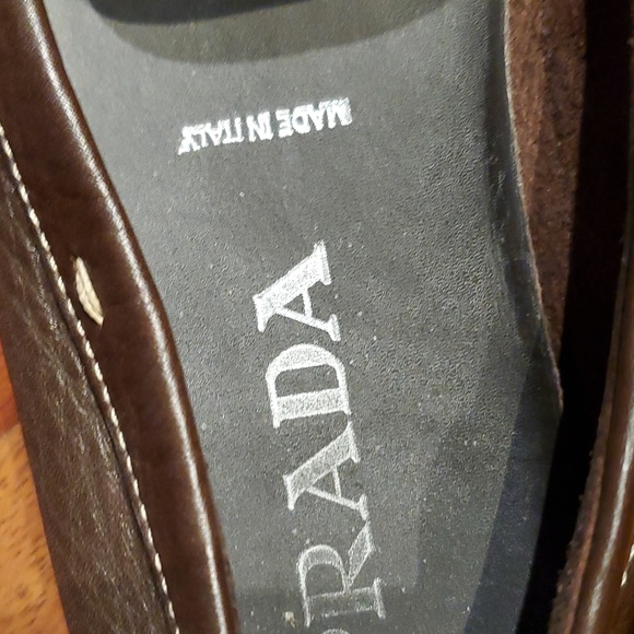 Prada brown loafer/driving shoe - Picture 4 of 5